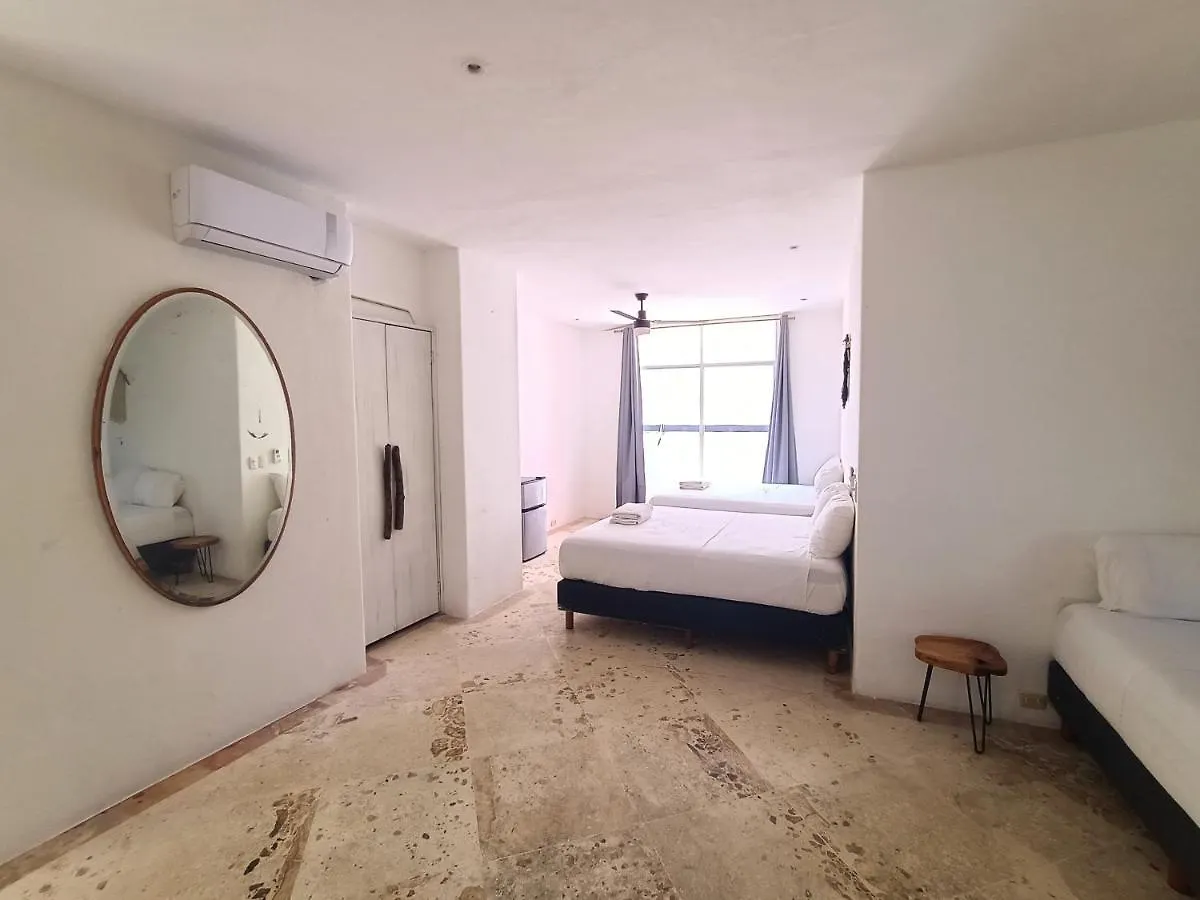 Big Room On 5Th Av Playa del Carmen